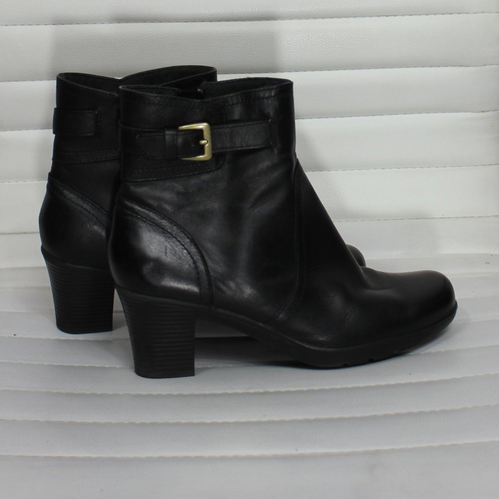 Clarks Black Leather  Women's Boots Zip fastening Size 8